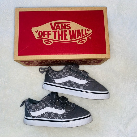 Toddler Vans - Picture 6 of 11